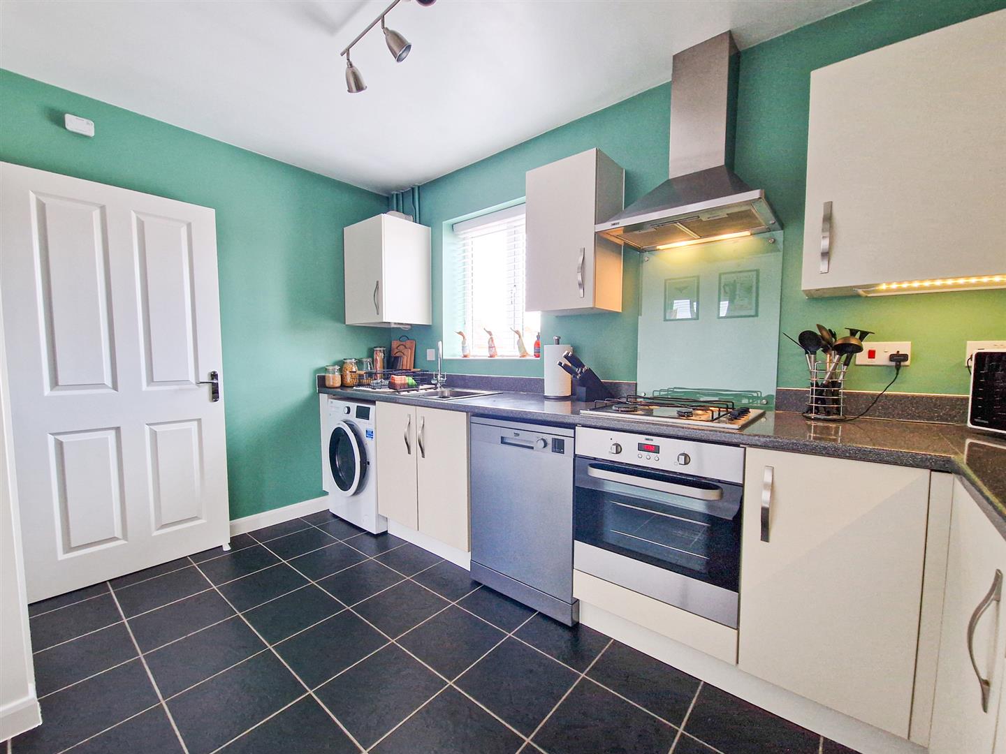 Lindrick Close, Great Denham